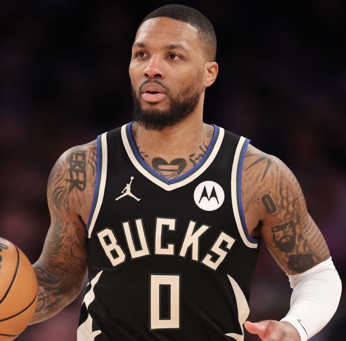 也是球队中 也是球队中